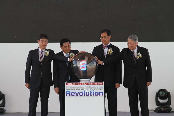 iamcar_Toyota All New Hilux Export Ceremony_2